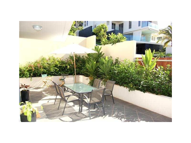 2053/1 Ocean Street, Burleigh Heads QLD 4220