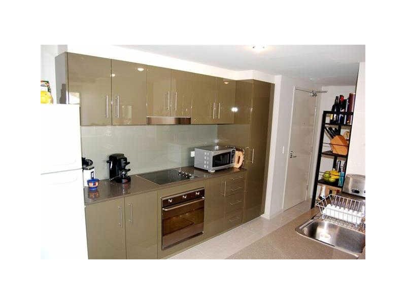 2053/1 Ocean Street, Burleigh Heads QLD 4220