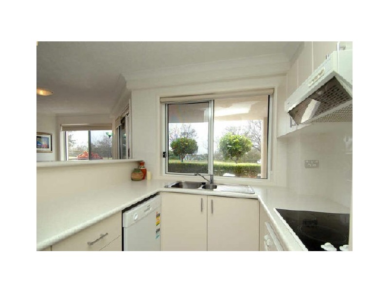 1/80 Pacific Parade, Bilinga QLD 4225