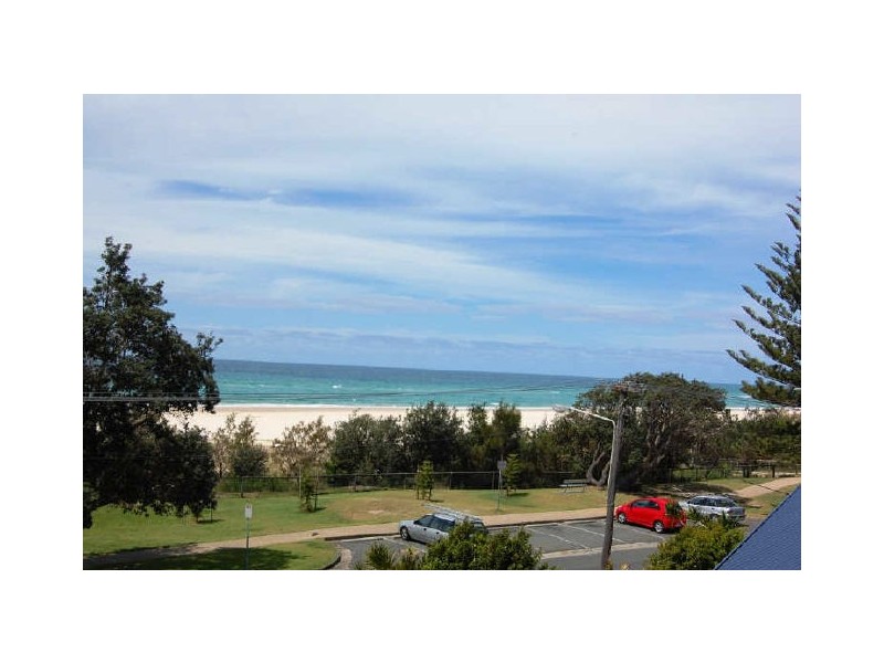 8/134 Pacific Parade, Bilinga QLD 4225