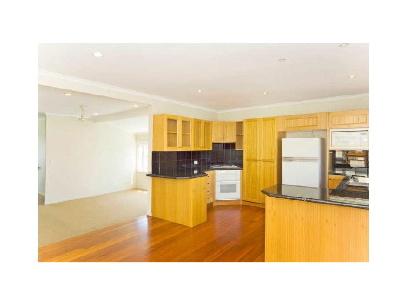 3b Wybeerba St, Tugun QLD 4224