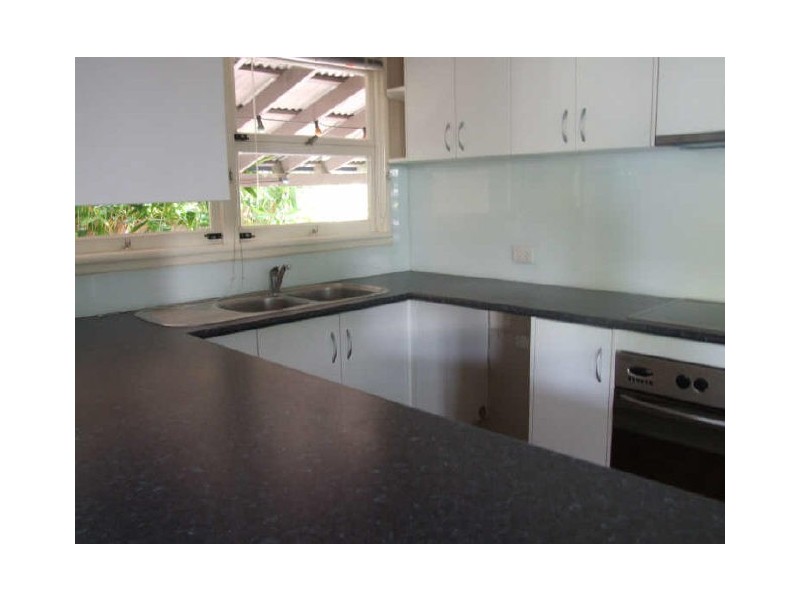 28 West Wyberba Street, Tugun QLD 4224