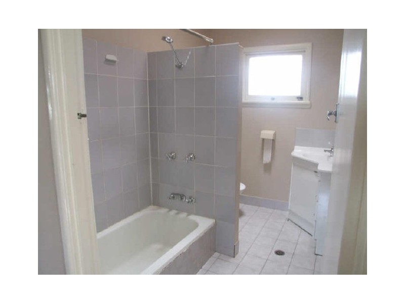 28 West Wyberba Street, Tugun QLD 4224