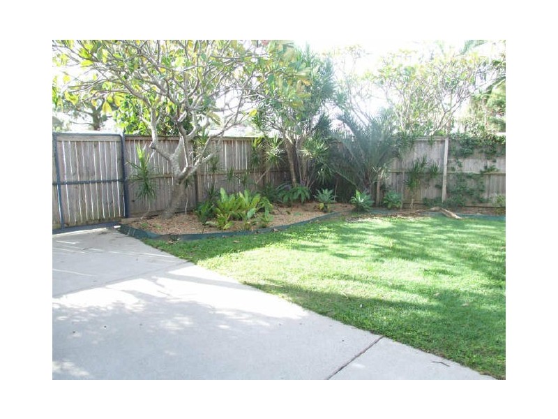 28 West Wyberba Street, Tugun QLD 4224