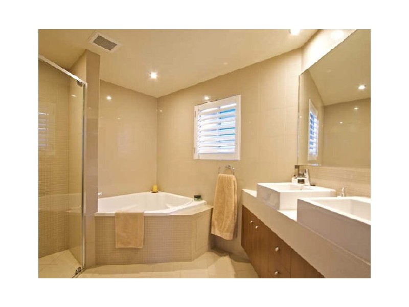 3/129 Musgrave Street, Kirra QLD 4225