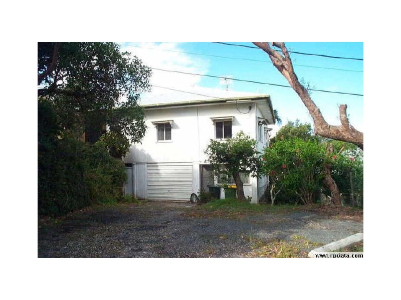 19 Woodgee Street, Currumbin QLD 4223