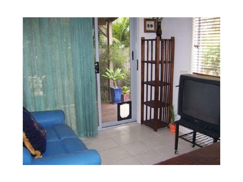 4/4 Station Street, Tugun QLD 4224