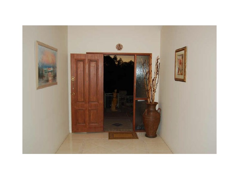 41 Sawtell Drive, Currumbin Waters QLD 4223