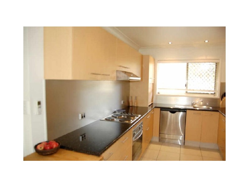 3/10 Wade St, Tugun QLD 4224