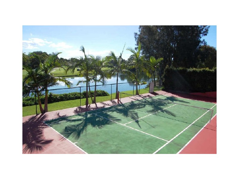 55 Fairway Drive, Clear Island Waters QLD 4226