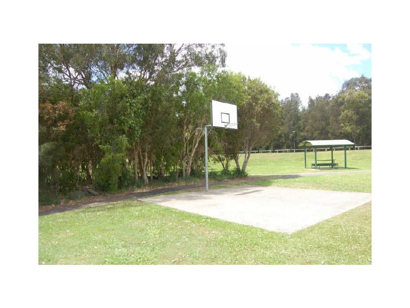 23 Tipuana St, Elanora QLD 4221