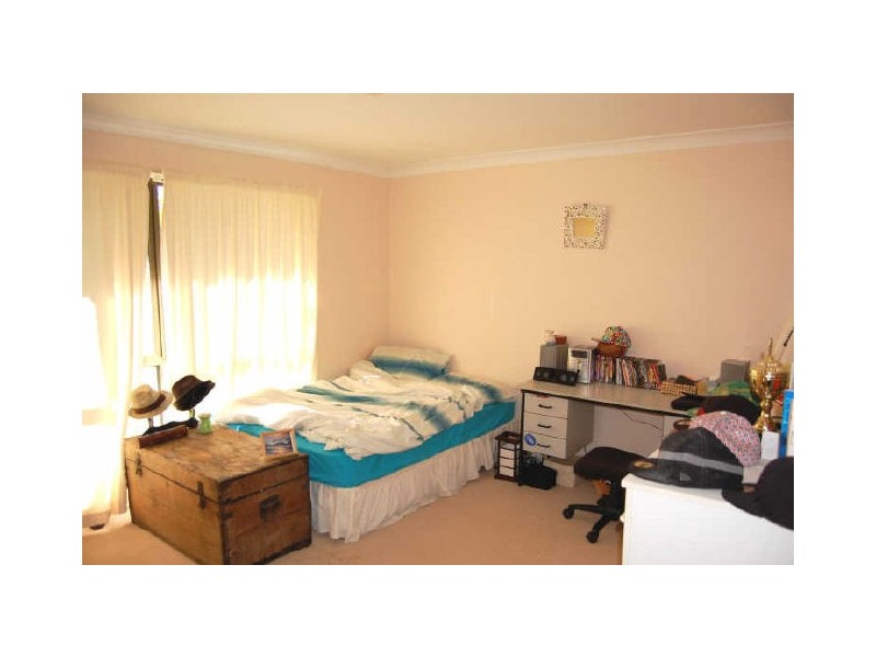 38 Mainsail St, Currumbin Waters QLD 4223