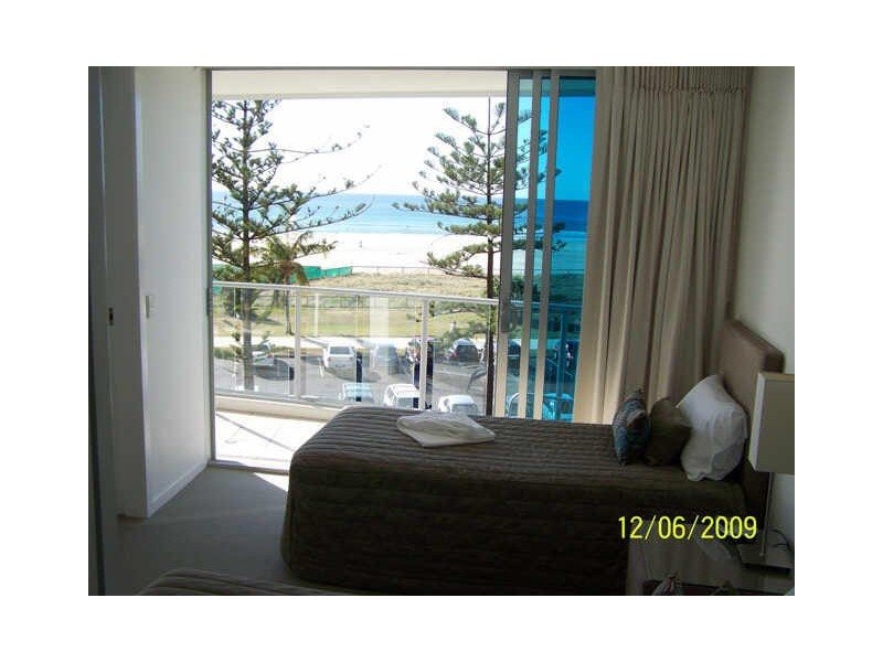 Coolangatta QLD 4225