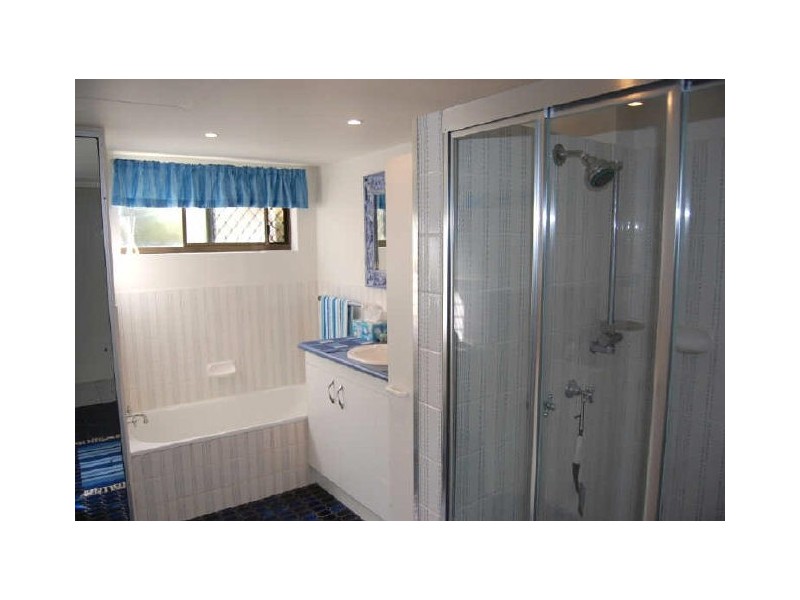 3/242 Pacific Pde, Bilinga QLD 4225