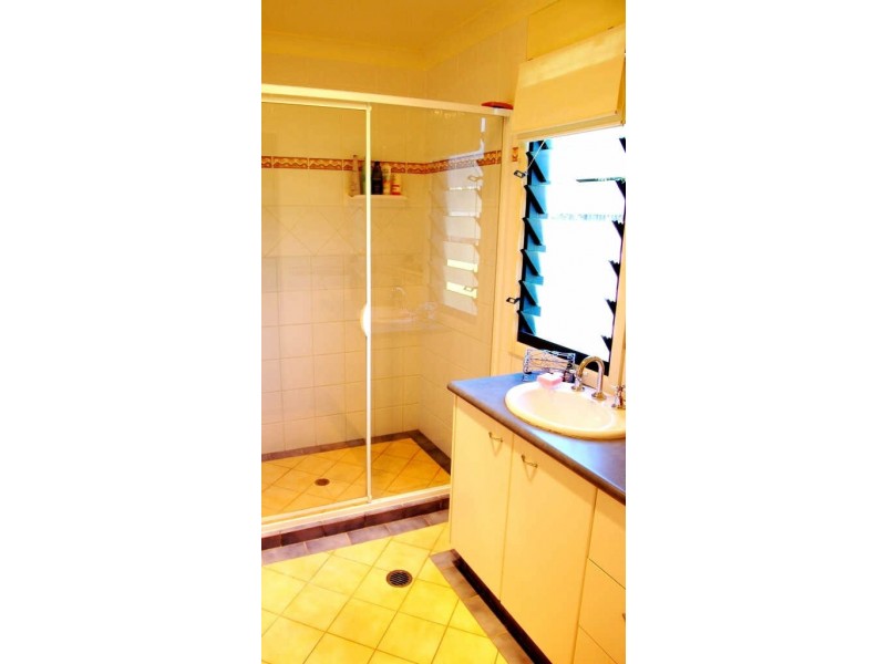 50 Kitchener St, Tugun QLD 4224