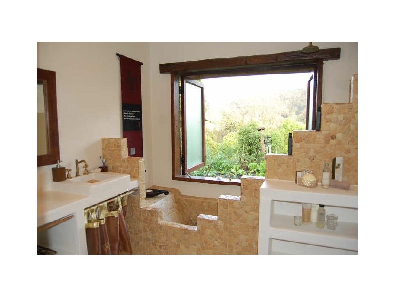 6A Yarra Ct, Tallebudgera Valley QLD 4228