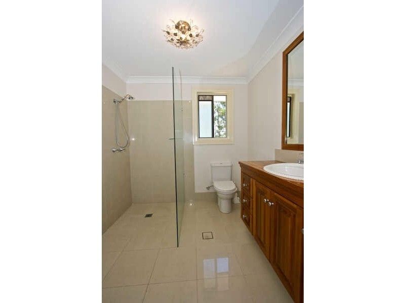 57 Westminster Blvde, Elanora QLD 4221