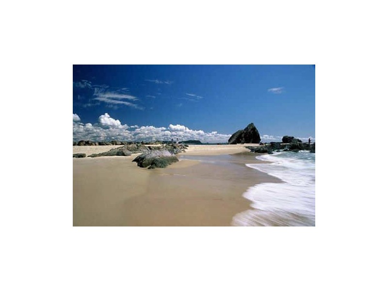 1 Carlyle Drive, Currumbin QLD 4223