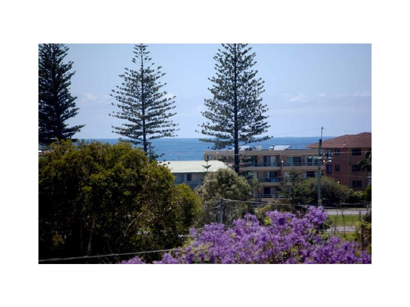 42 Monash St, Tugun QLD 4224