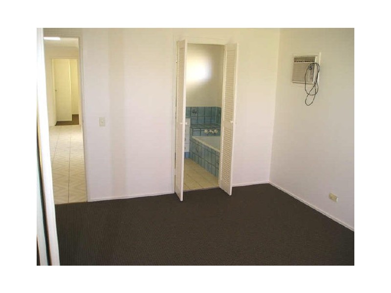 36 Ironbark St, Elanora QLD 4221