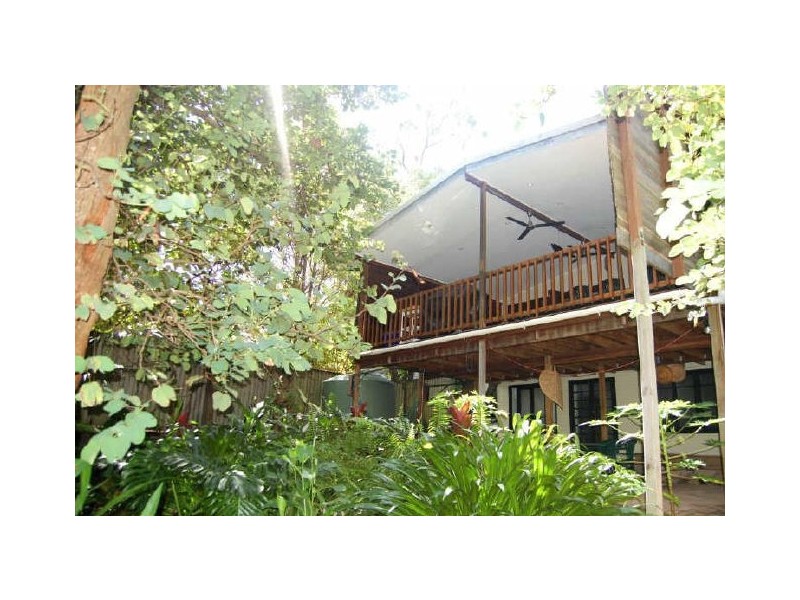 5 Winders Av, Tugun QLD 4224