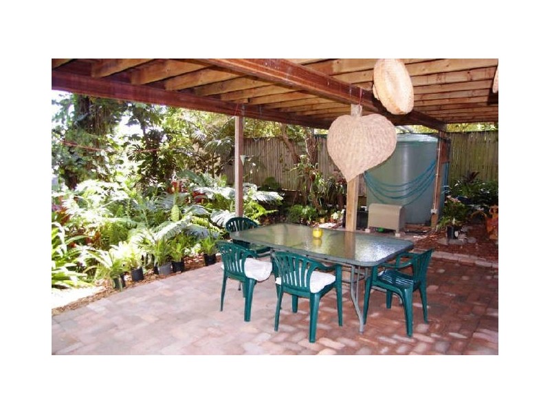 5 Winders Av, Tugun QLD 4224