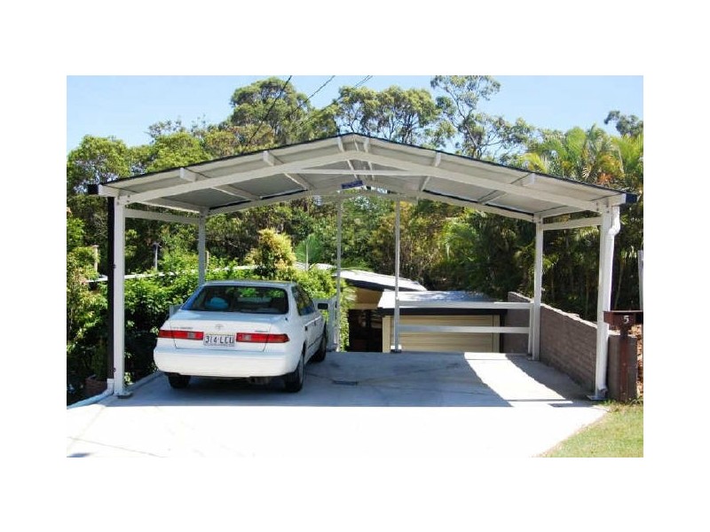 5 Winders Av, Tugun QLD 4224