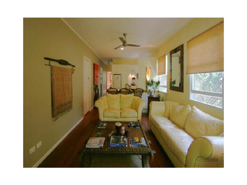 17 Wade St, Tugun QLD 4224