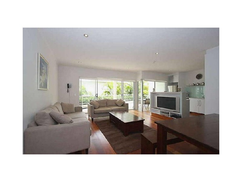 2/ 479  Golden Four Dr, Tugun QLD 4224