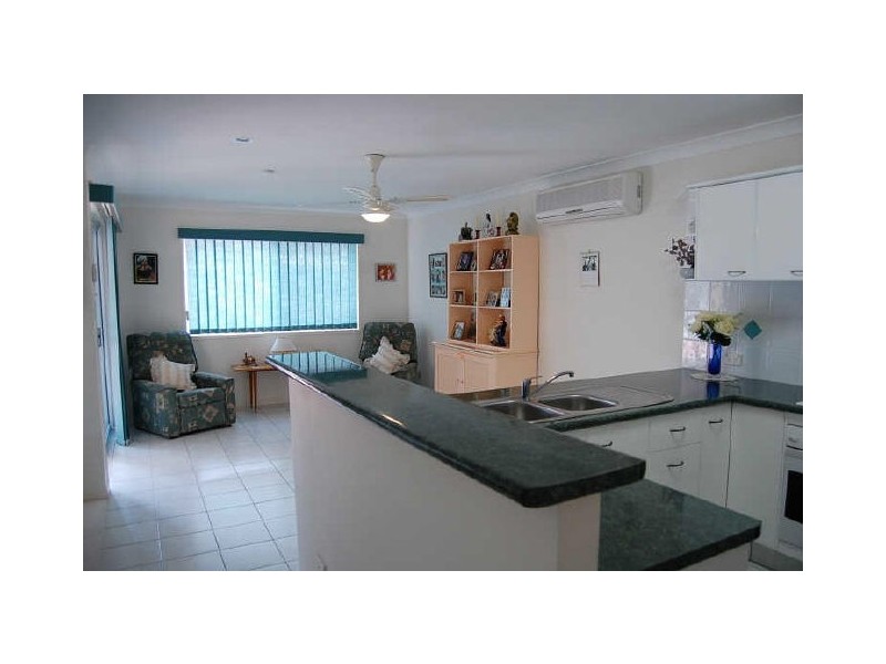 2/10 Rosewater Cr, Tugun QLD 4224