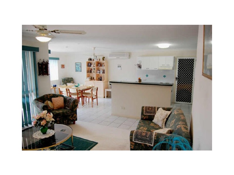 2/10 Rosewater Cr, Tugun QLD 4224