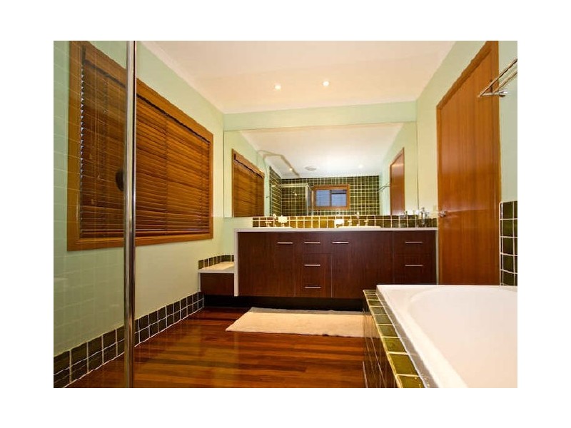 20 Foch St, Tugun QLD 4224