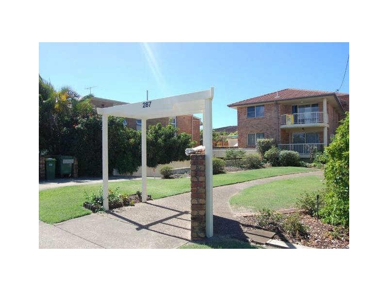 4 / 287 Golden Four Dr, Bilinga QLD 4225