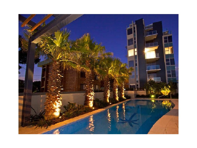 4/399 Golden Four Dr, Tugun QLD 4224