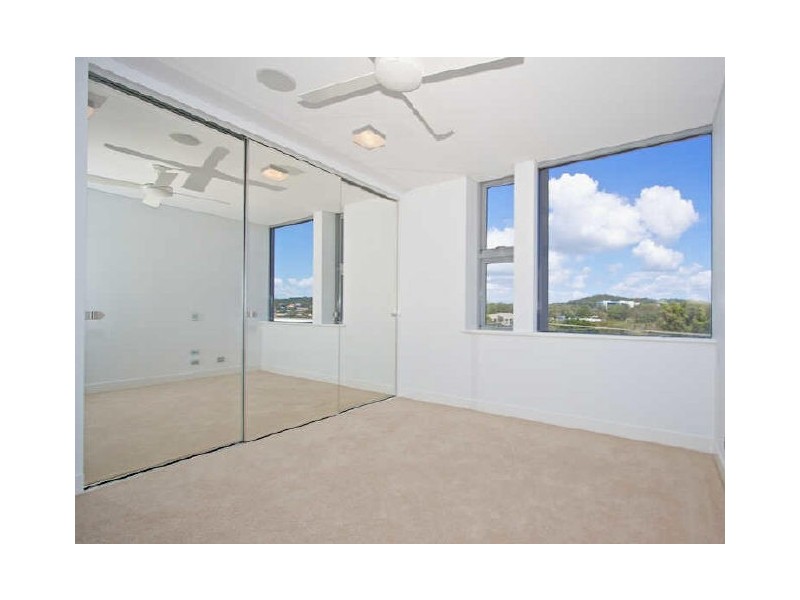 4/399 Golden Four Dr, Tugun QLD 4224