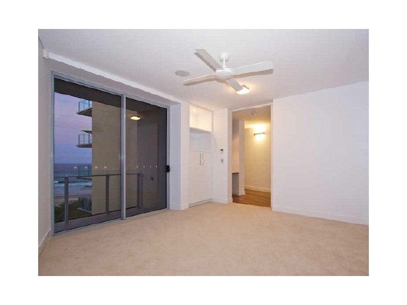 4/399 Golden Four Dr, Tugun QLD 4224