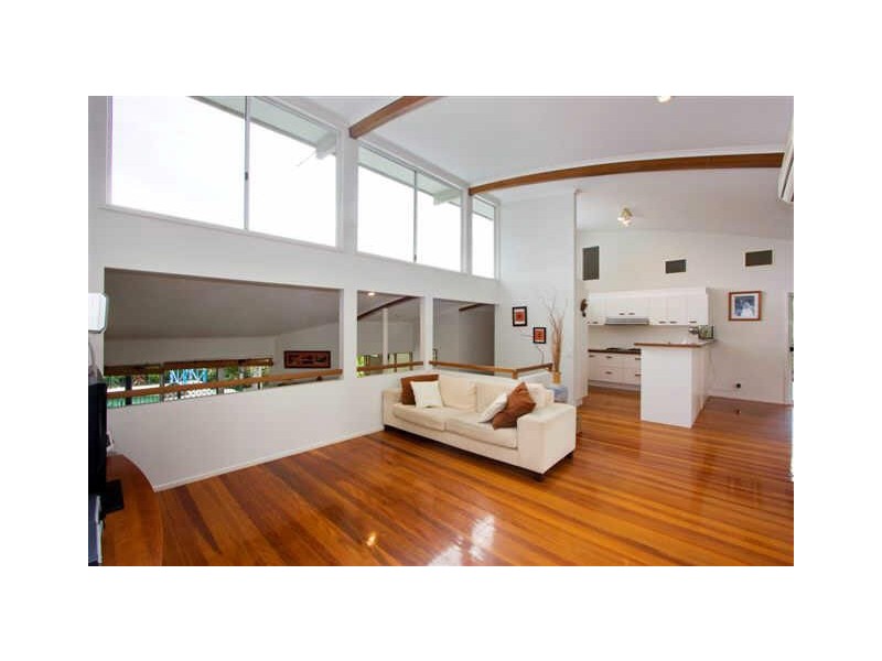 6 Bob Barnard Drive, Tugun QLD 4224