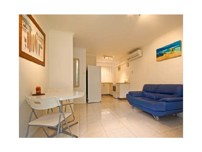 2/105 Golden Four Drive, Bilinga QLD 4225