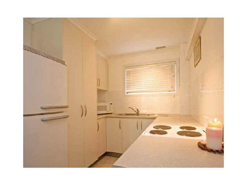 2/105 Golden Four Drive, Bilinga QLD 4225