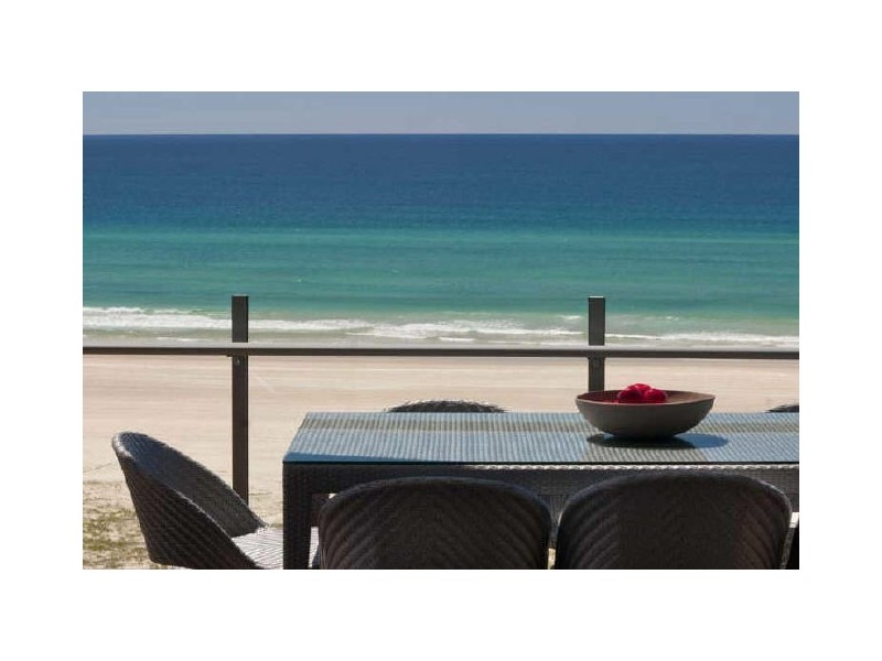 801/46 Pacific Parade “Kirra Wave”, Bilinga QLD 4225