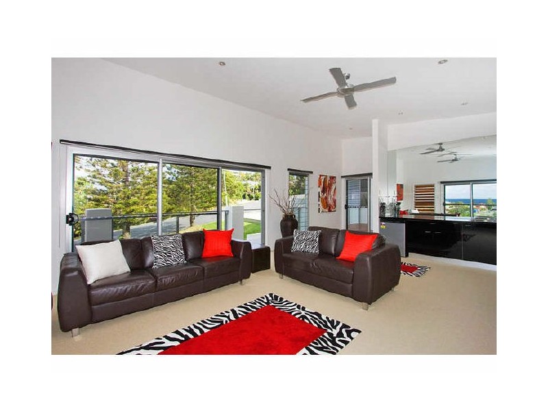 49 Wyberba St, Tugun QLD 4224