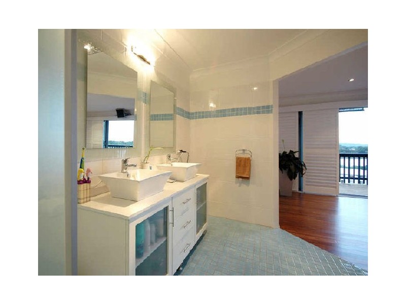 37 Thrower Drive, Currumbin QLD 4223