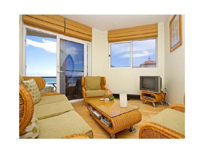 9/315 Golden Four Drive, Bilinga QLD 4225