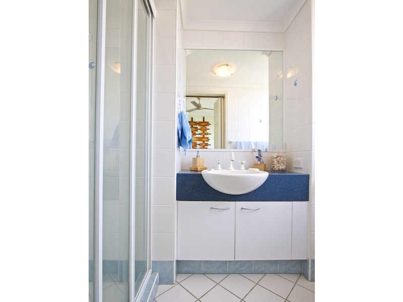 9/315 Golden Four Drive, Bilinga QLD 4225