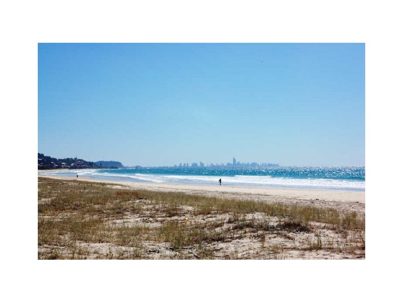 2/518 Pacific Parade, Tugun QLD 4224