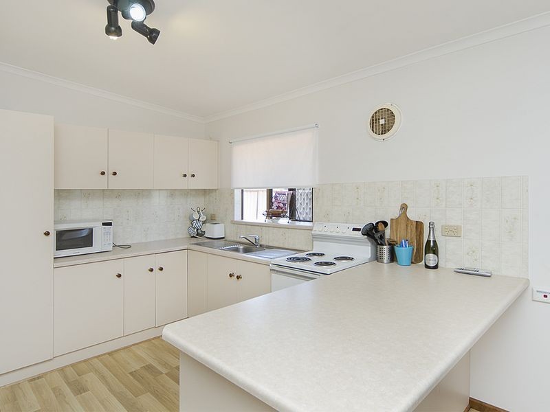 76 Padman Crescent, Middleton SA 5213