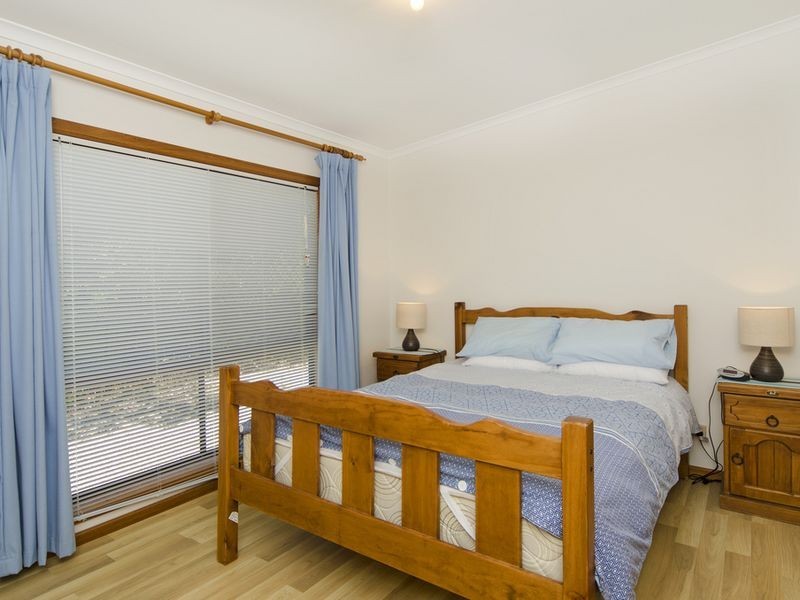 76 Padman Crescent, Middleton SA 5213