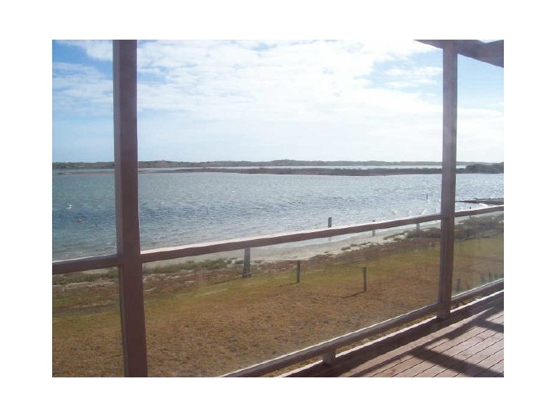 Cooinda Channel, Hindmarsh Island SA 5214