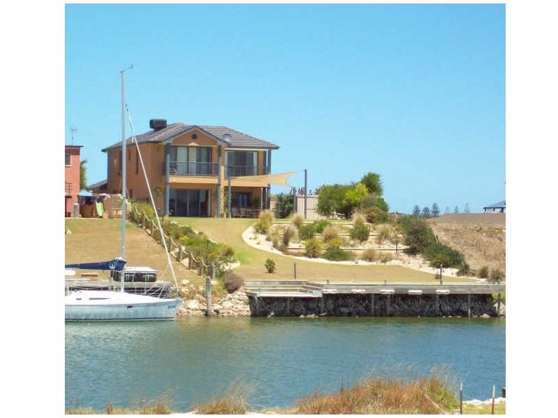 32 Gow Drive, Hindmarsh Island SA 5214