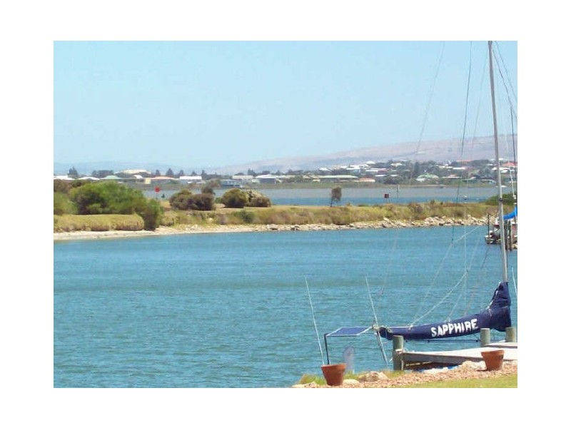 11 Excelsior Parade, Hindmarsh Island SA 5214